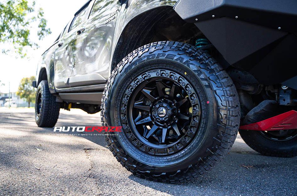 TOYOTA HILUX N80 4WD COVERT MATTE BLACK